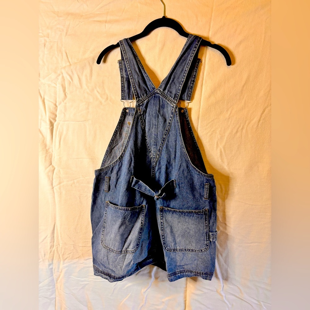 Overall denim shorts size medium